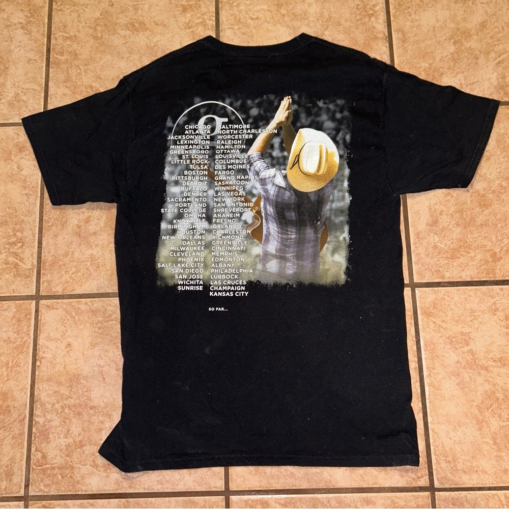 Garth Brooks world tour 2014-2017 shirt